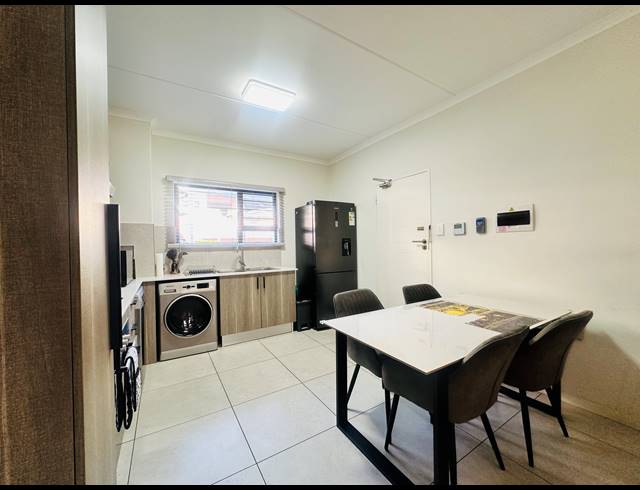 2 BEDROOM APARTMENT TO LET IN NORTH RIDING